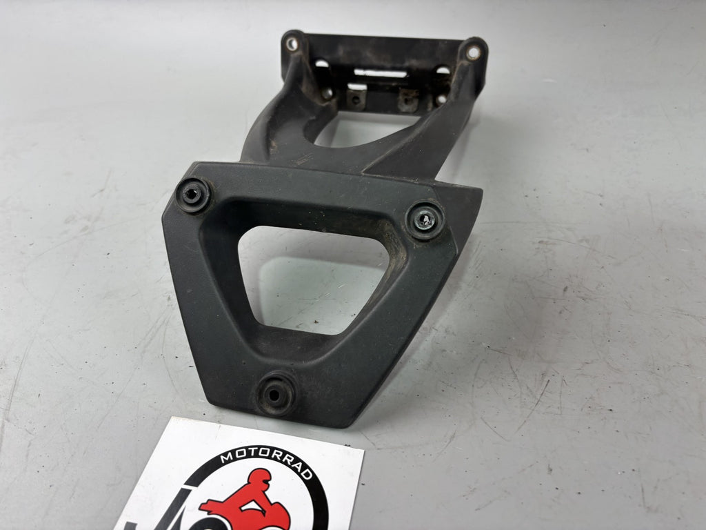BMW F800 S Kennzeichenhalter numberplate holder Radlauf Spritzschutz
