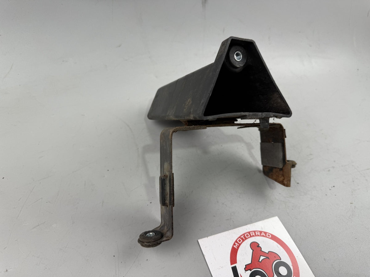 Suzuki GN250 NJ42A Fach Batterie Halterung Holder Box