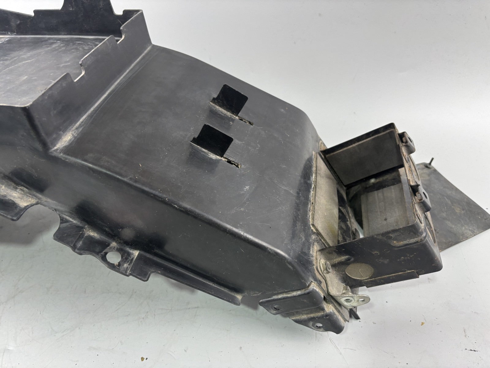 Suzuki RF 600 R GN76A Radlauf Verkleidung Innenabdeckung Kotflügel Schutzblech
