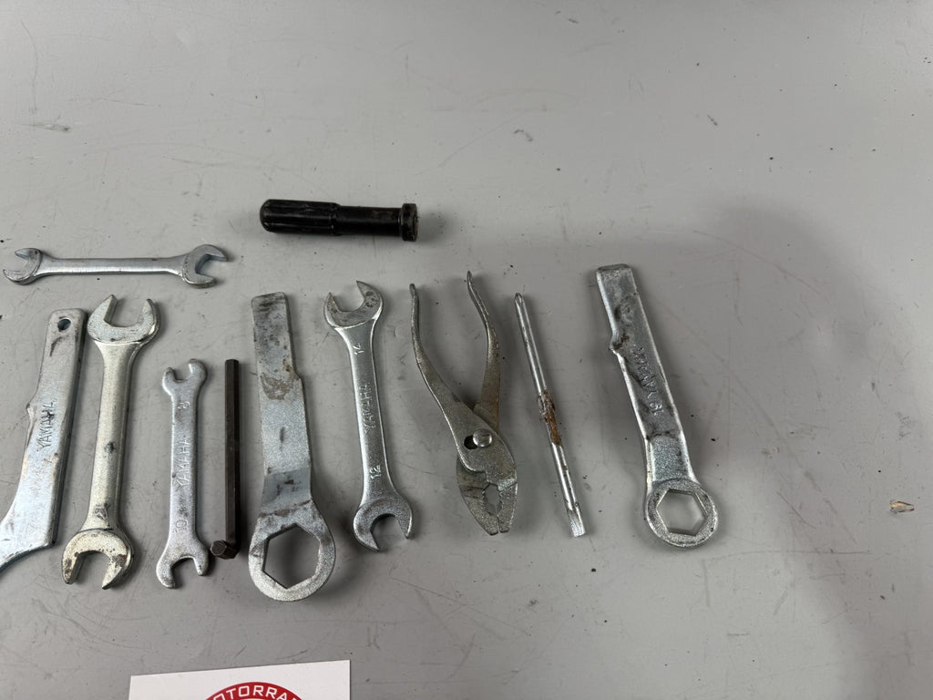 Yamaha XJ 600 Diversion 4BR 4LX Bordwerkzeug Tools