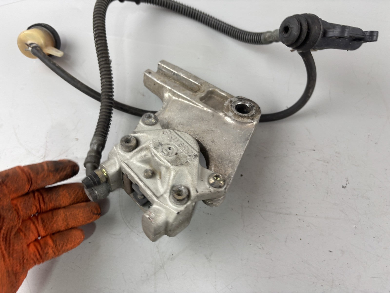 Yamaha SZR 660 Belgarda 4SU Bremse Bremsanlage hinten back Sattel Pumpe Leitung