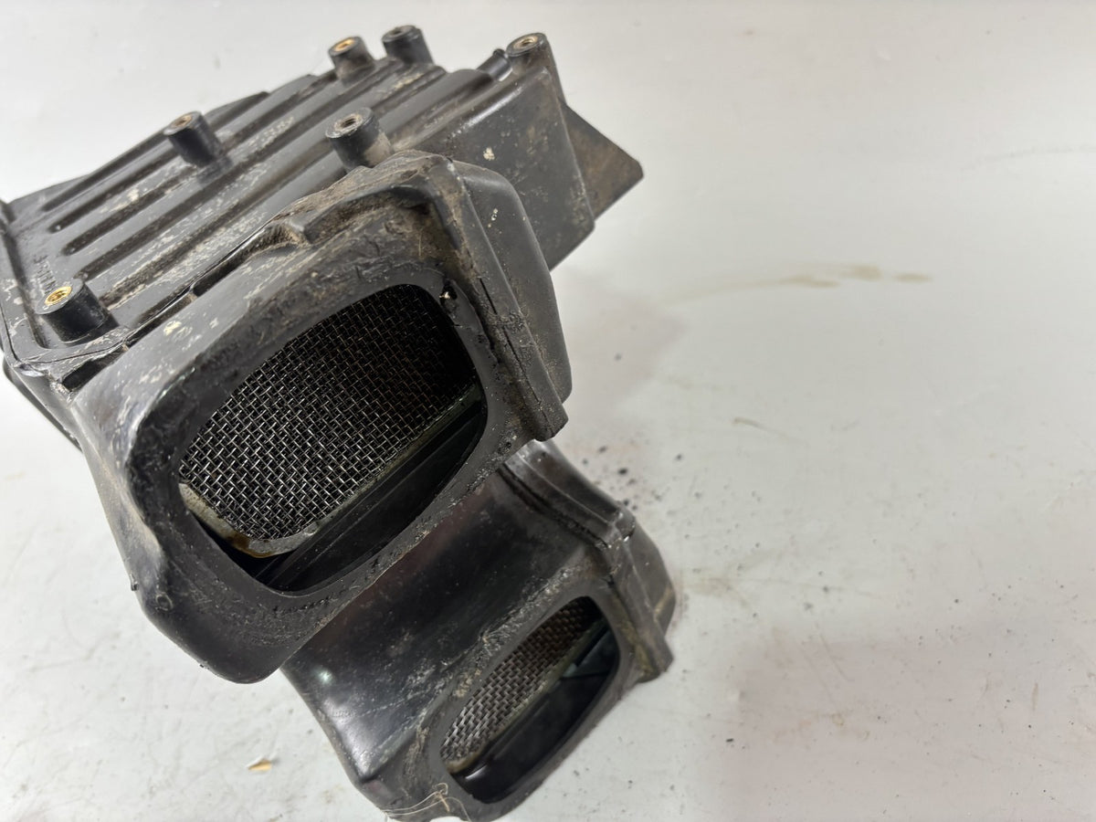 Honda CBX 650 E RC13 Luftfilterkasten Airbox Ansaugung