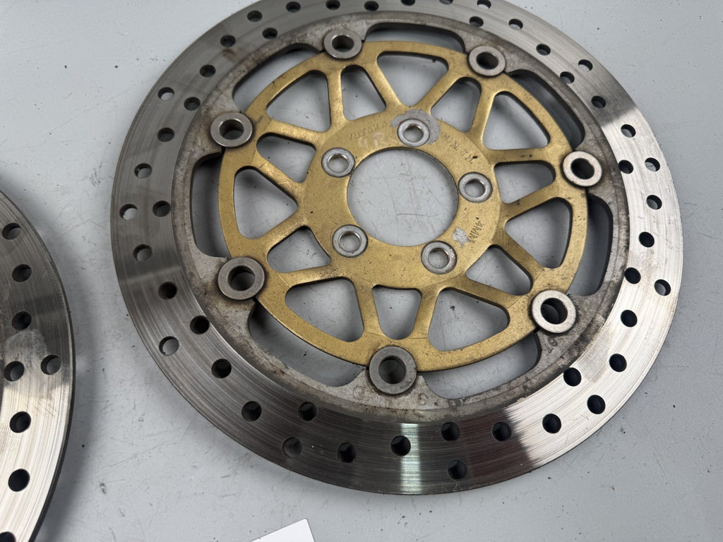 Kawasaki ZR 7 ZR750F Bremsscheibe Brakedisc vorne front Bremse 4,3mm
