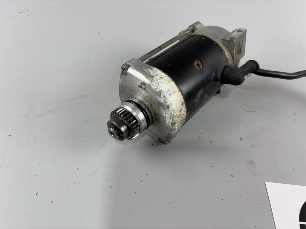 Honda CX500 C PC01 Güllepumpe Anlasser Starter Electric