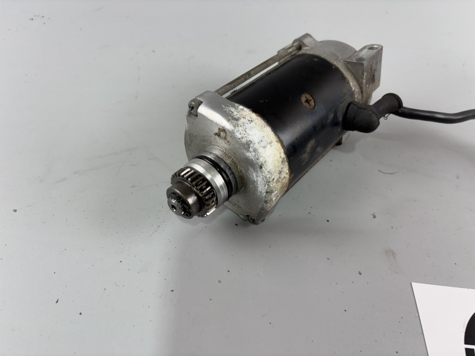 Honda CX500 C PC01 Güllepumpe Anlasser Starter Electric