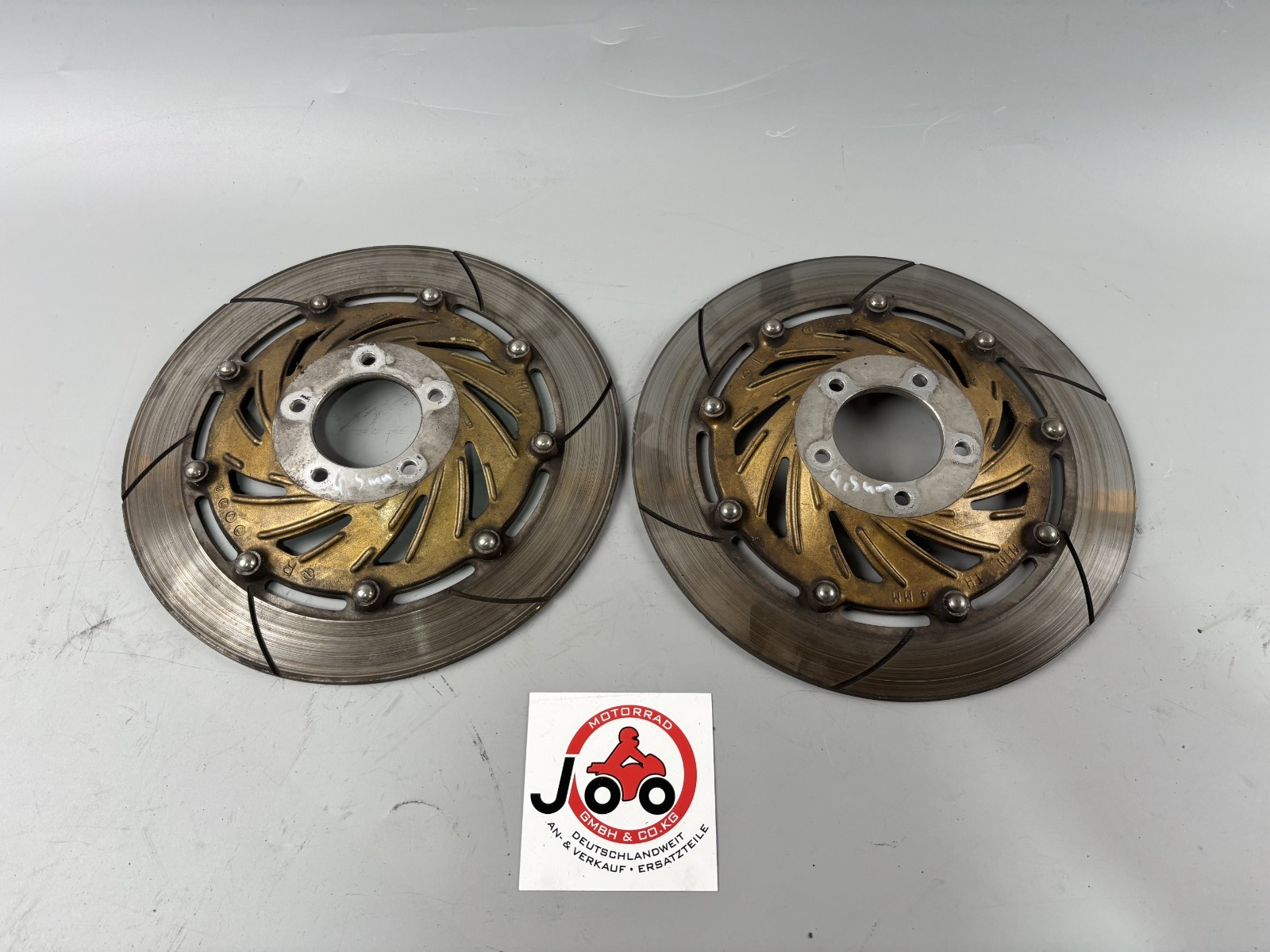 Honda VF 750 F RC15 Bremsscheibe Brake Disc Bremsscheiben Brake vorne 4,5mm