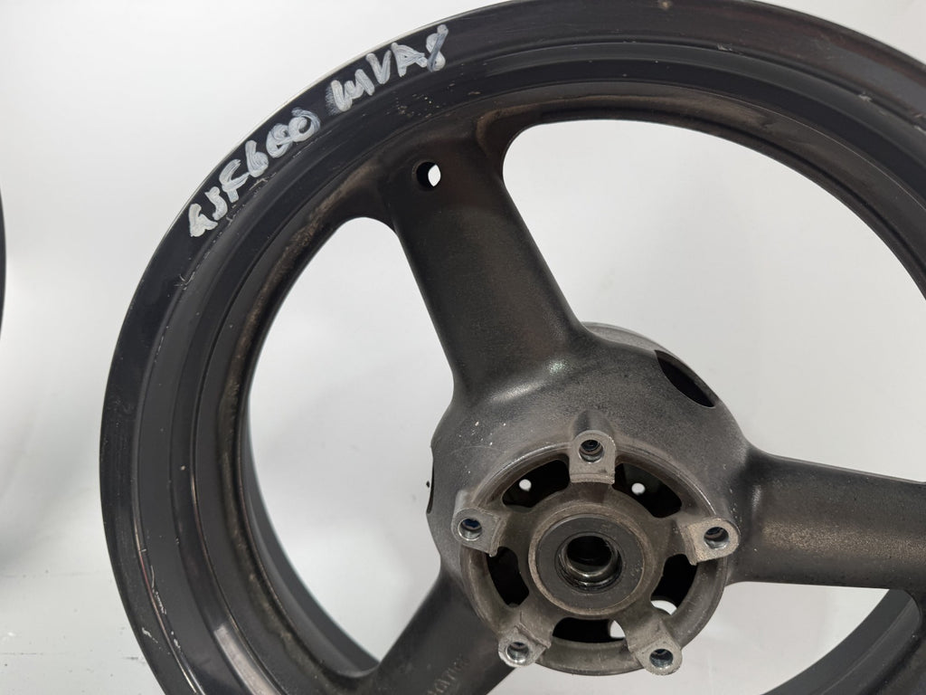 Suzuki GSF 600 Bandit POP WVA8 Hinterradfelge Wheel Felge hinten back Rad RIM