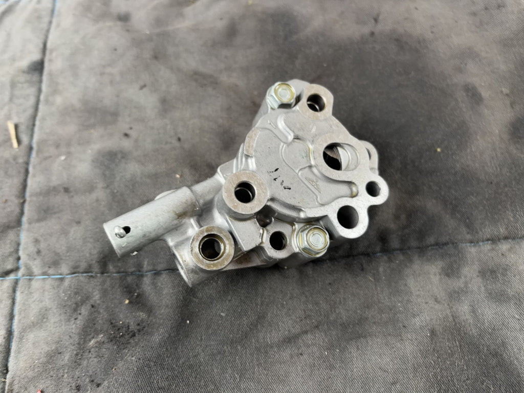 Honda SLR 650 Vigor FX 650 RD09 Ölpumpe Oilpump Schmiermittelpumpe Motor Engine