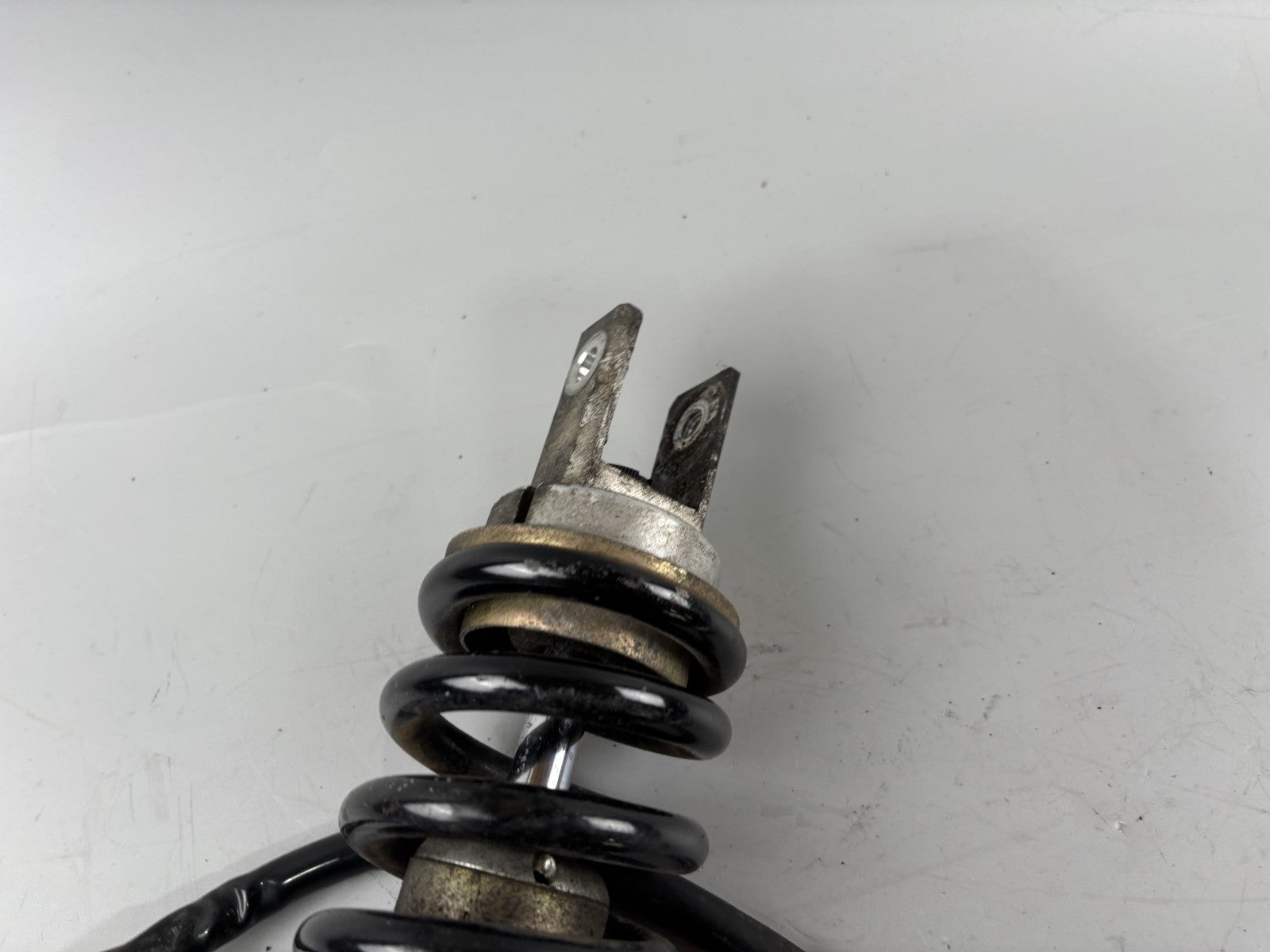 Suzuki GSX 750 F AK11 Federbein Stoßdämpfer Federung Absorber Fork