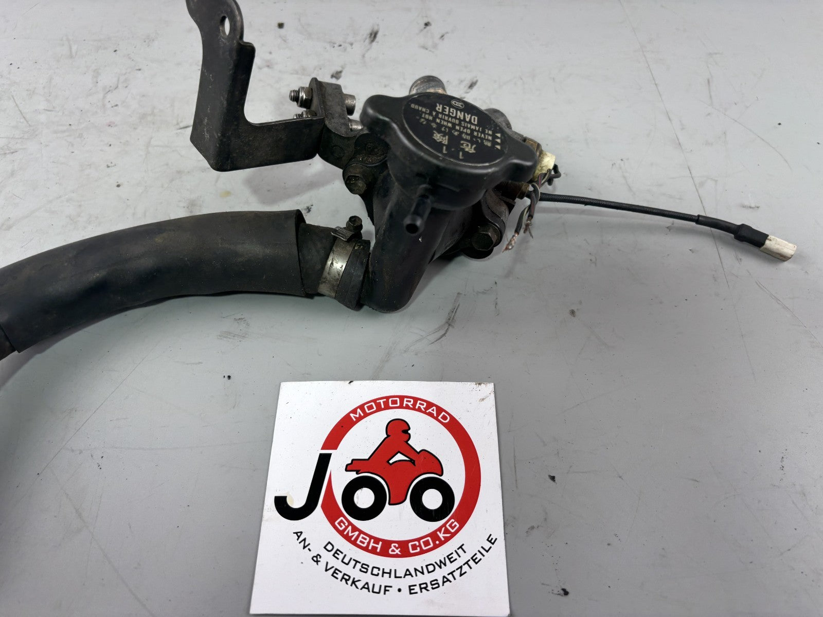 Suzuki GSX-R 750 W GR7BB Einfüllstutzen Thermostat Einlass kühler Cooler