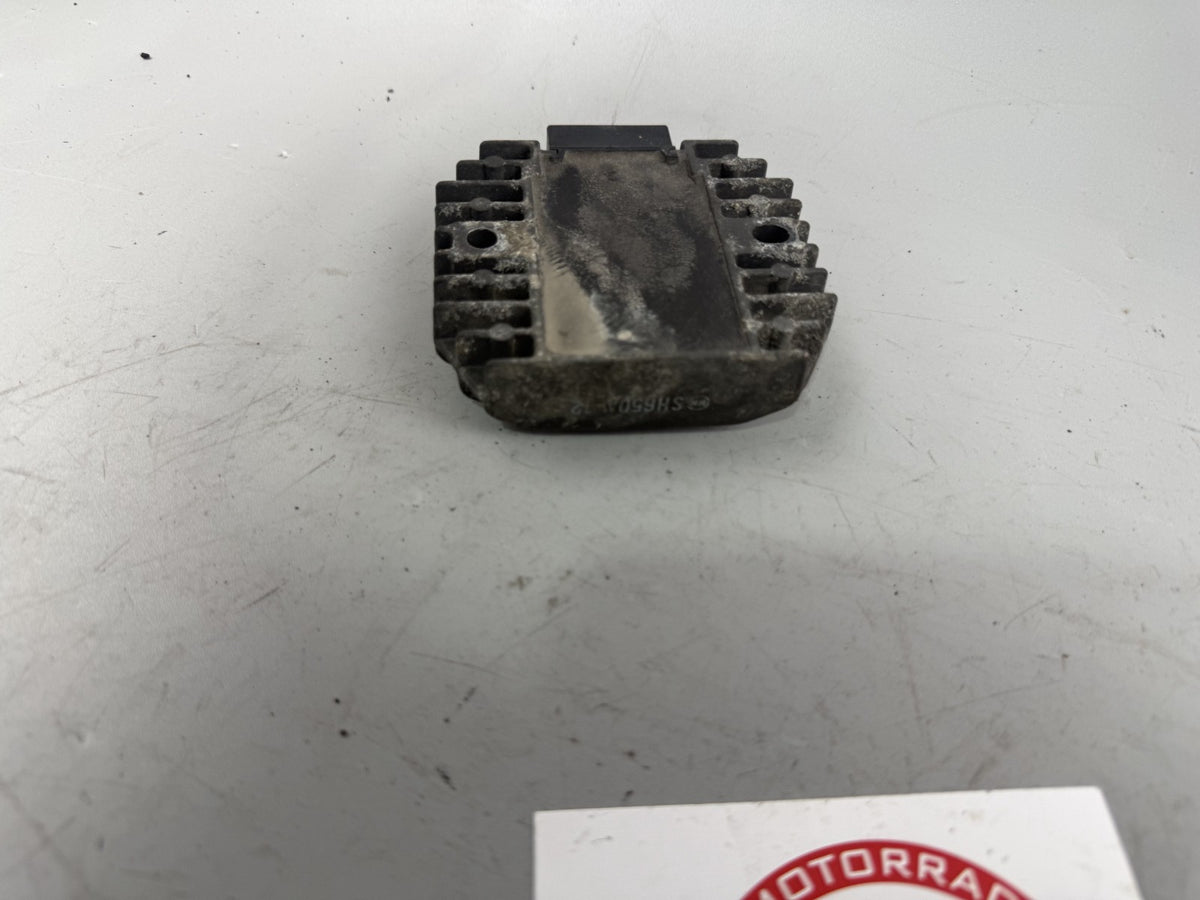 Kawasaki ZR 7 ZR750F Gleichrichter Lichmaschinenregler Spannungsregler