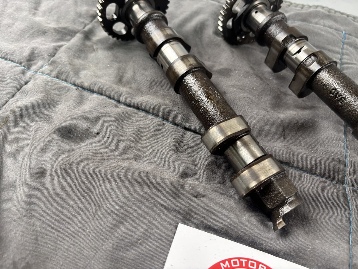 BMW F800 S ST Motor Nockenwellen Einlassnockenwelle Auslasswelle Head