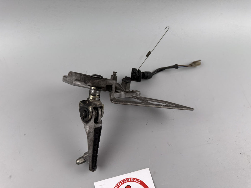 Kawasaki ZX-6R ZX600F Fußraste vorne Fahrerraste Foot Hangers rechts right