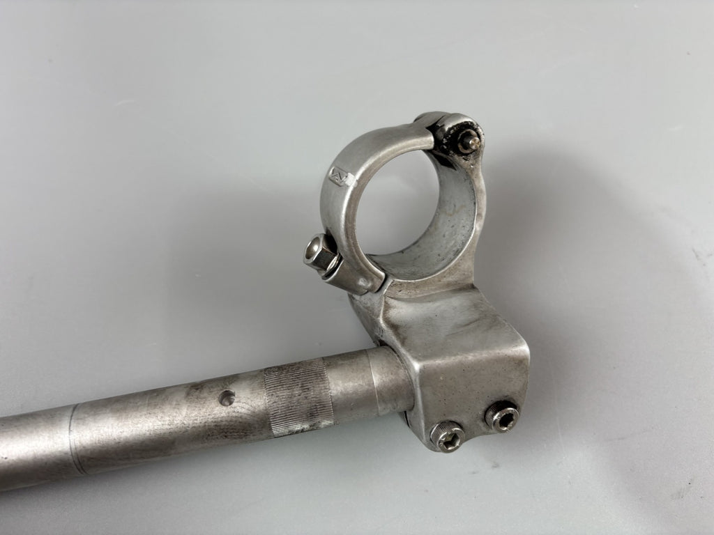 Triumph Daytona 955 T 595 Lenker Stummellenker Handlebar rechts right