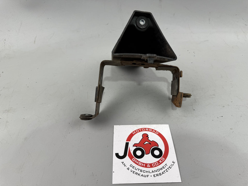 Suzuki GN250 NJ42A Fach Batterie Halterung Holder Box