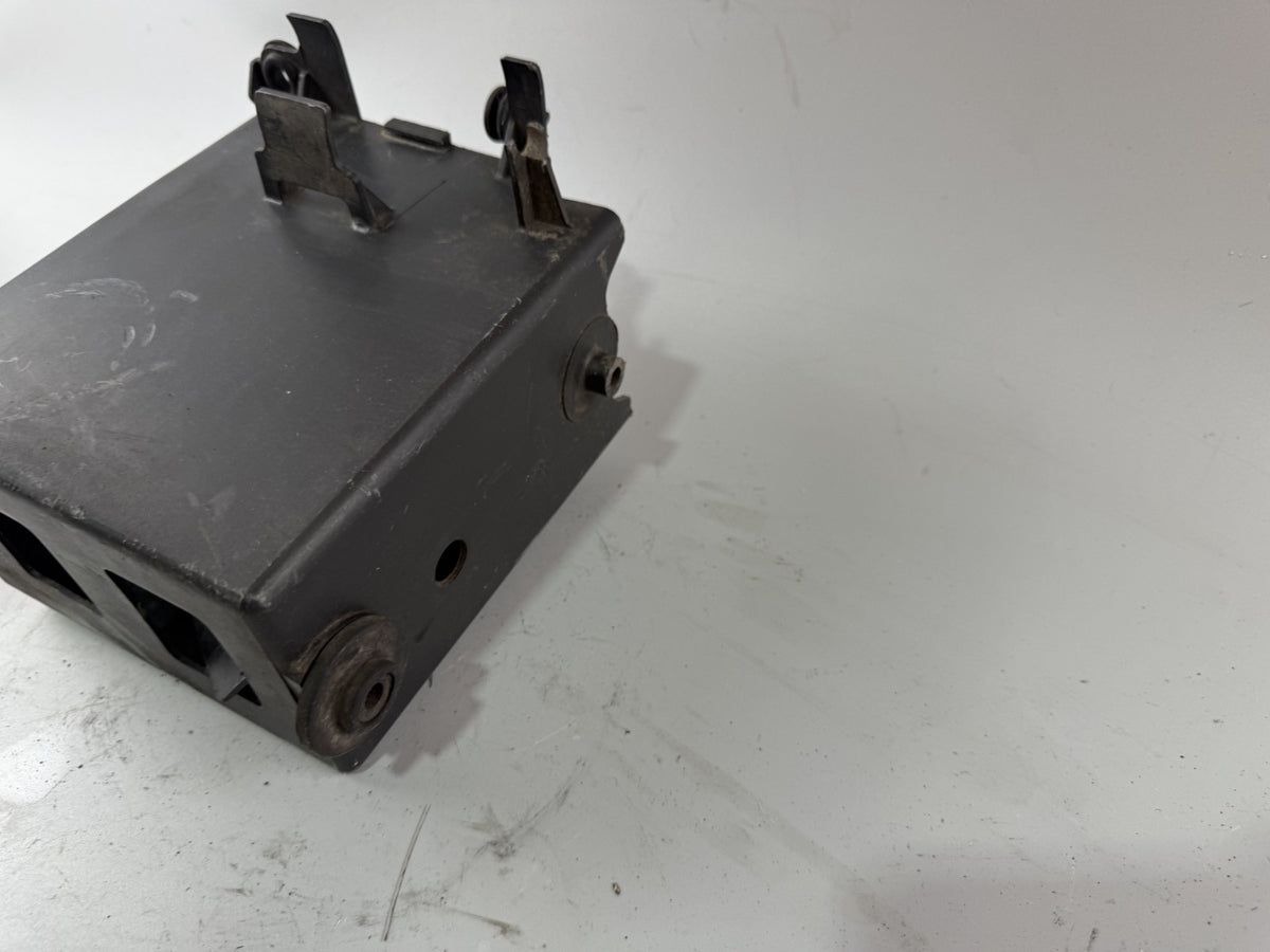 Yamaha XV1100 Virago 3LP Batteriekasten Batteriefach Holder Halter