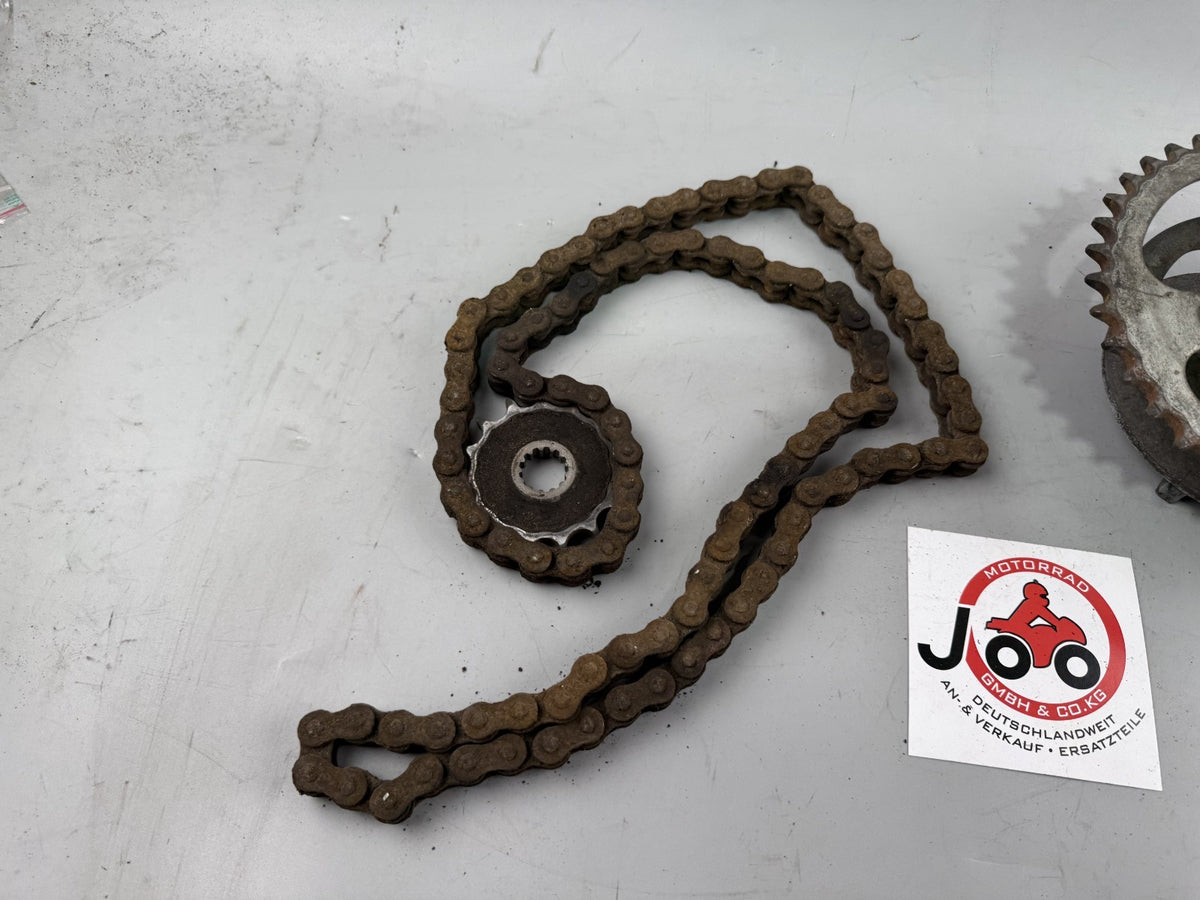 Suzuki GN250 NJ42A Ritzel Kettensatz Kettenkit Chain Antrieb