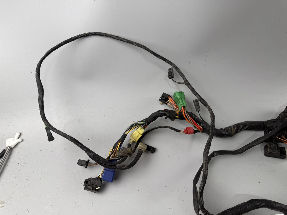 Suzuki GSF600 GN77B Bandit Kabelbaum Cable Stecker Kabelstrang