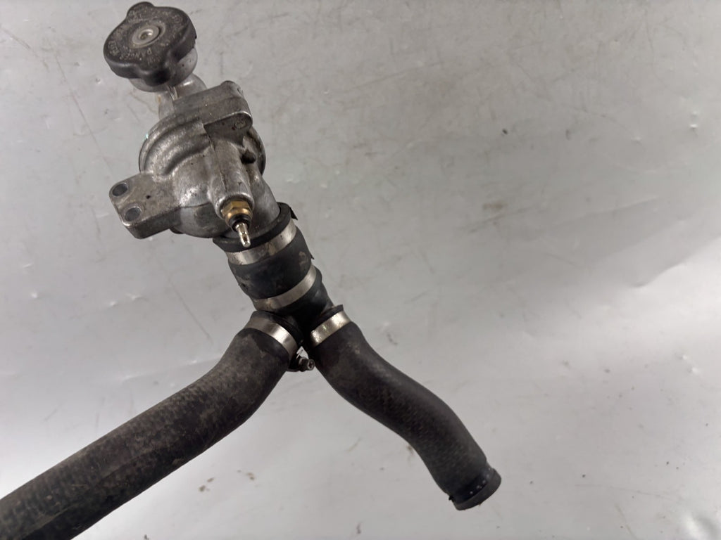 Honda CBR 1000F SC24 Kühlmittelthermostat Thermostatgehäuse Wasserauslass