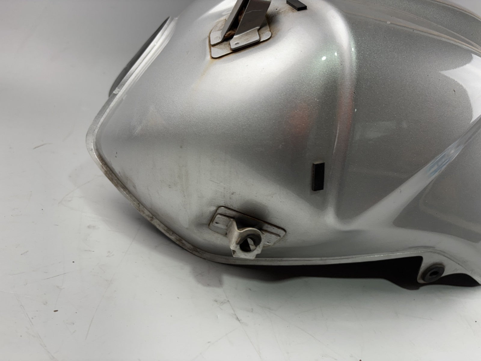 Honda CBF 600 S PC38 Tank Benzintank Kraftstofftank Fuel Gasoline