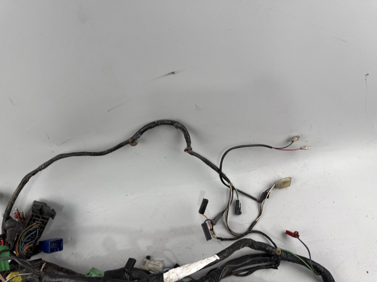 Suzuki GSX 750 AE Inazuma Kabelbaum Cable Stecker Electric Kabelstrang