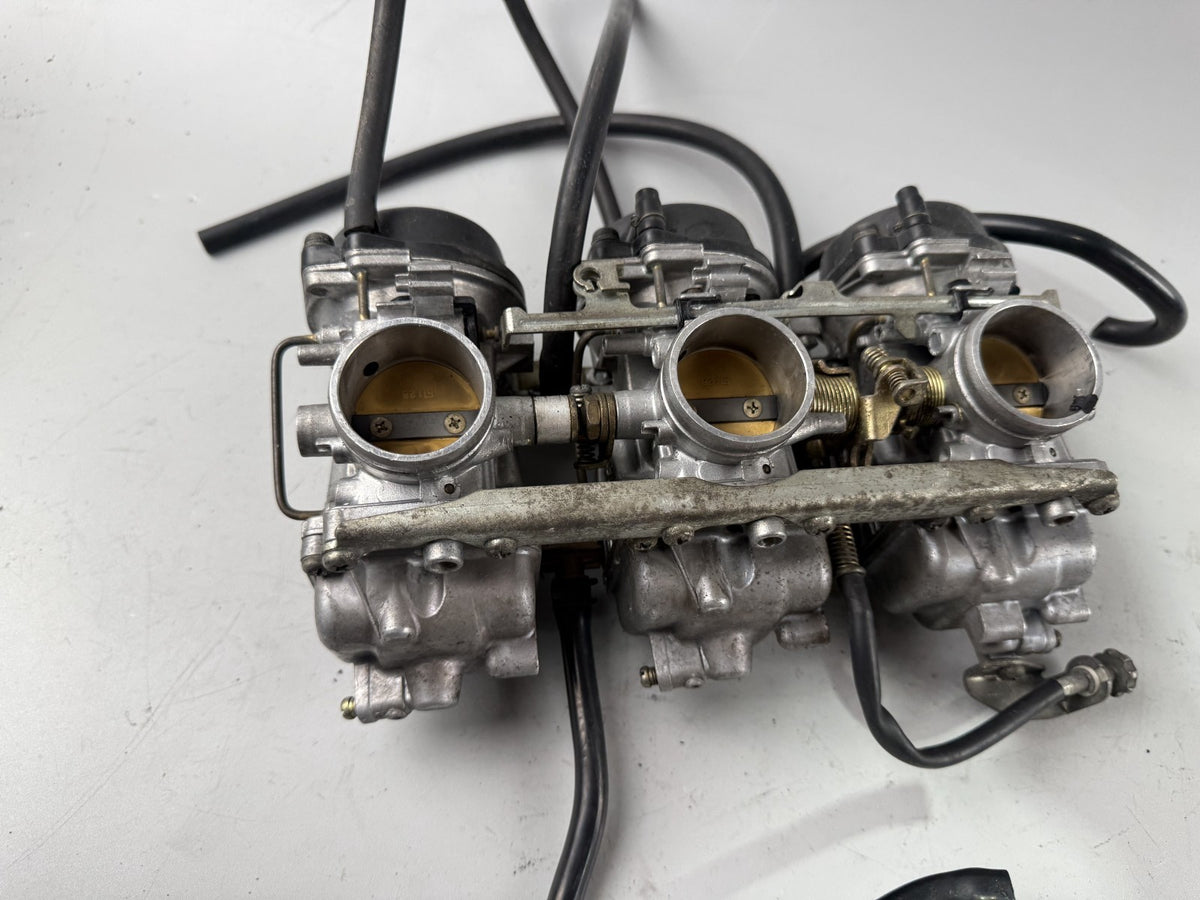 Triumph Speed Triple 900 T300B Vergaser Carburetor Einspritzung Fuel Gas