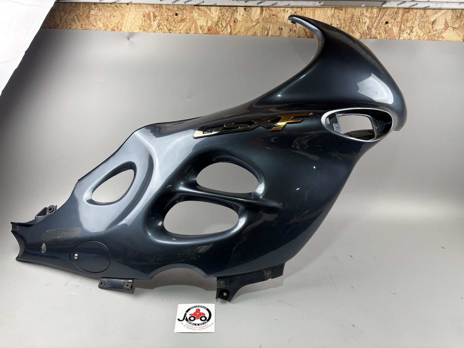 Suzuki GSX 750 F AK11 Seitenverkleidung Sidecover Abdeckung Cover rechts right
