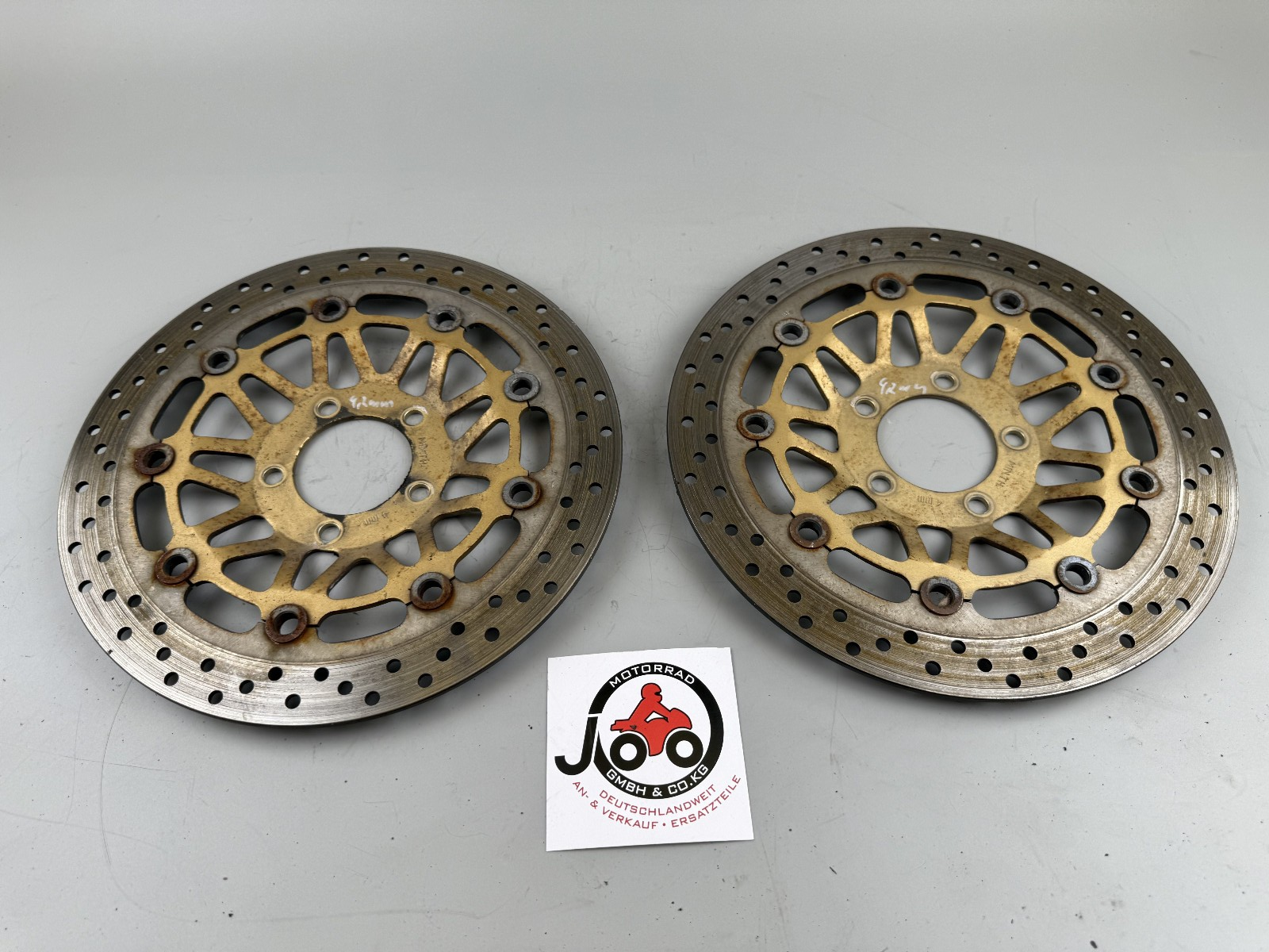 Suzuki GSX750 AE Inazuma Bremsscheiben Bremsscheibe Brake Disc vorn front 4,2mm