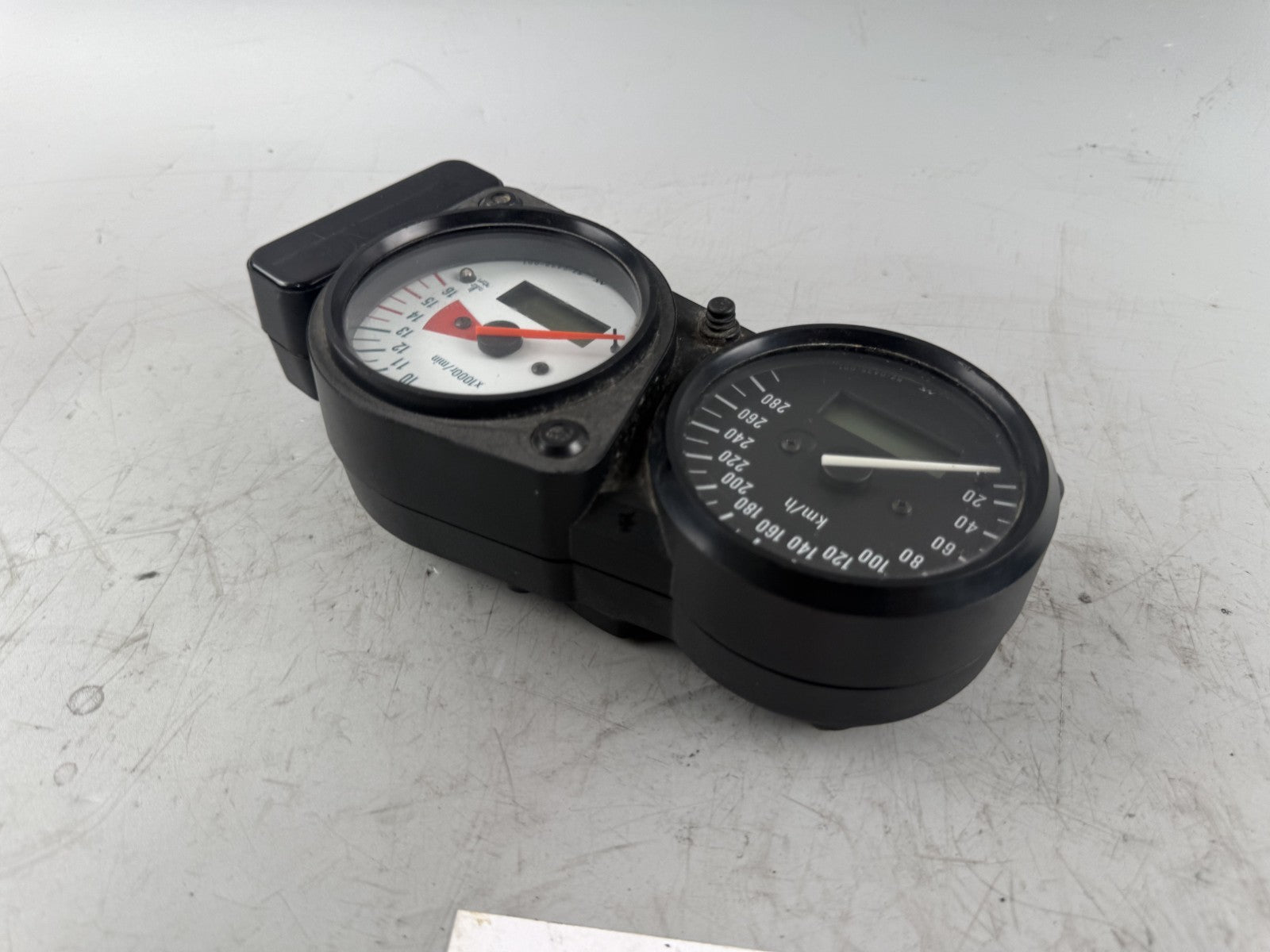Suzuki GSX-R 600 SRAD AD 97-00 Tacho DZM Drehzahlmesser Speedometer Instrumente