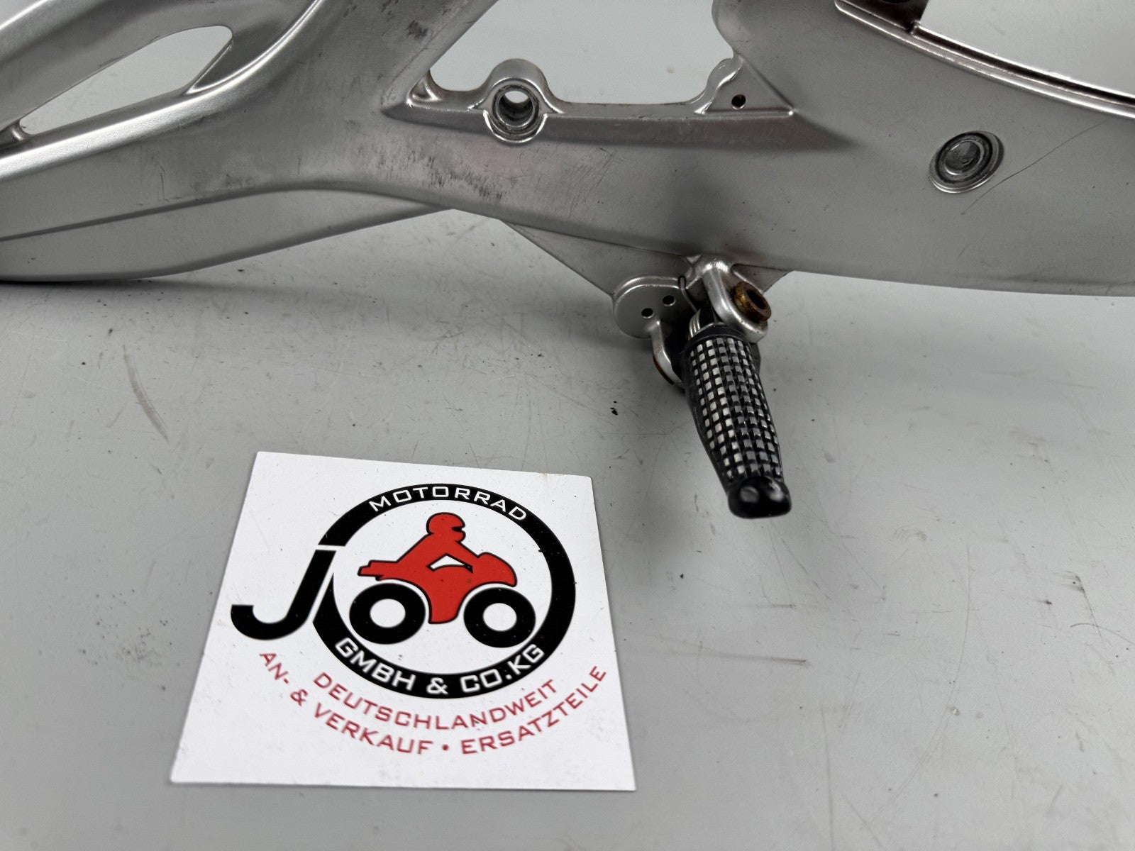 Kawasaki ER6F EX650A Fußrastenanlage Foot Steps Hangers rechts right Fußraste