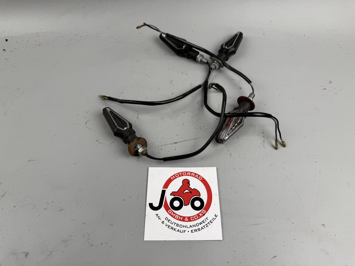 Yamaha XJR1300 RP02 Blinker Blinkerset Blinkerpaar Turn Signal