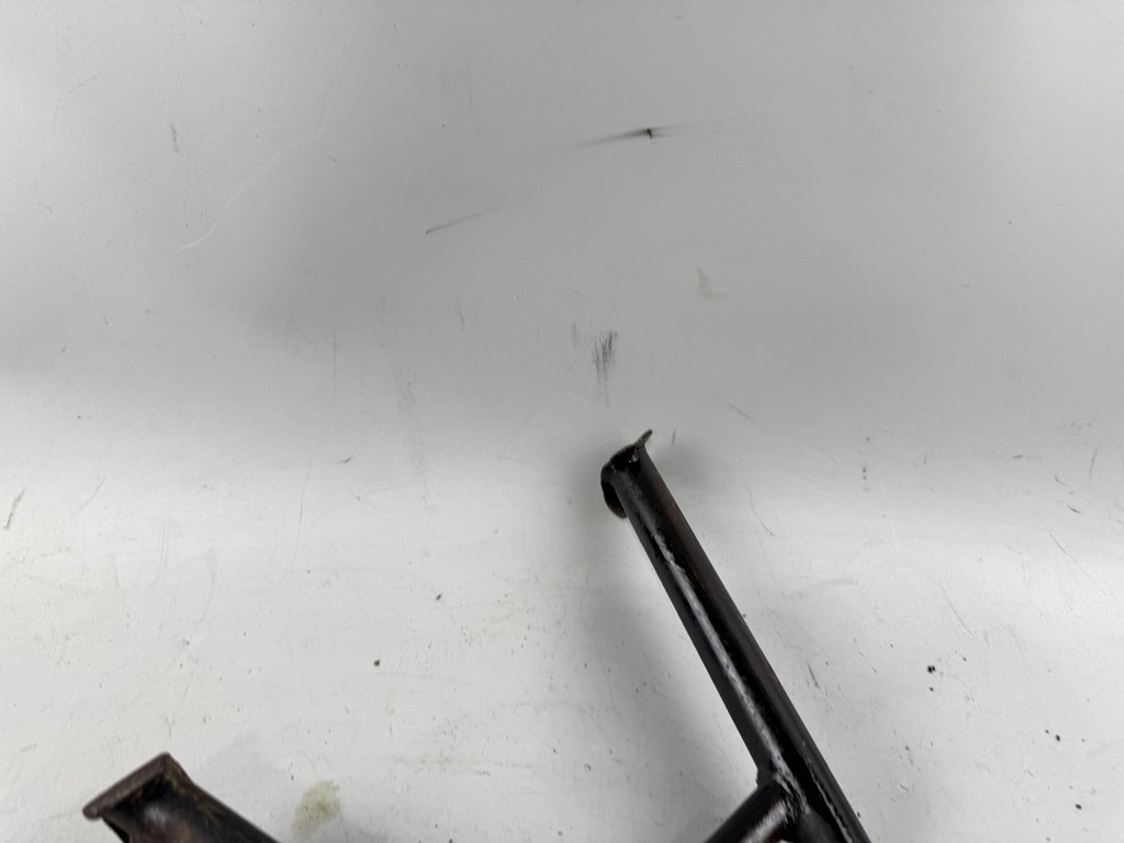 Suzuki GN250 NJ42A Hauptständer mainstand Holder halter