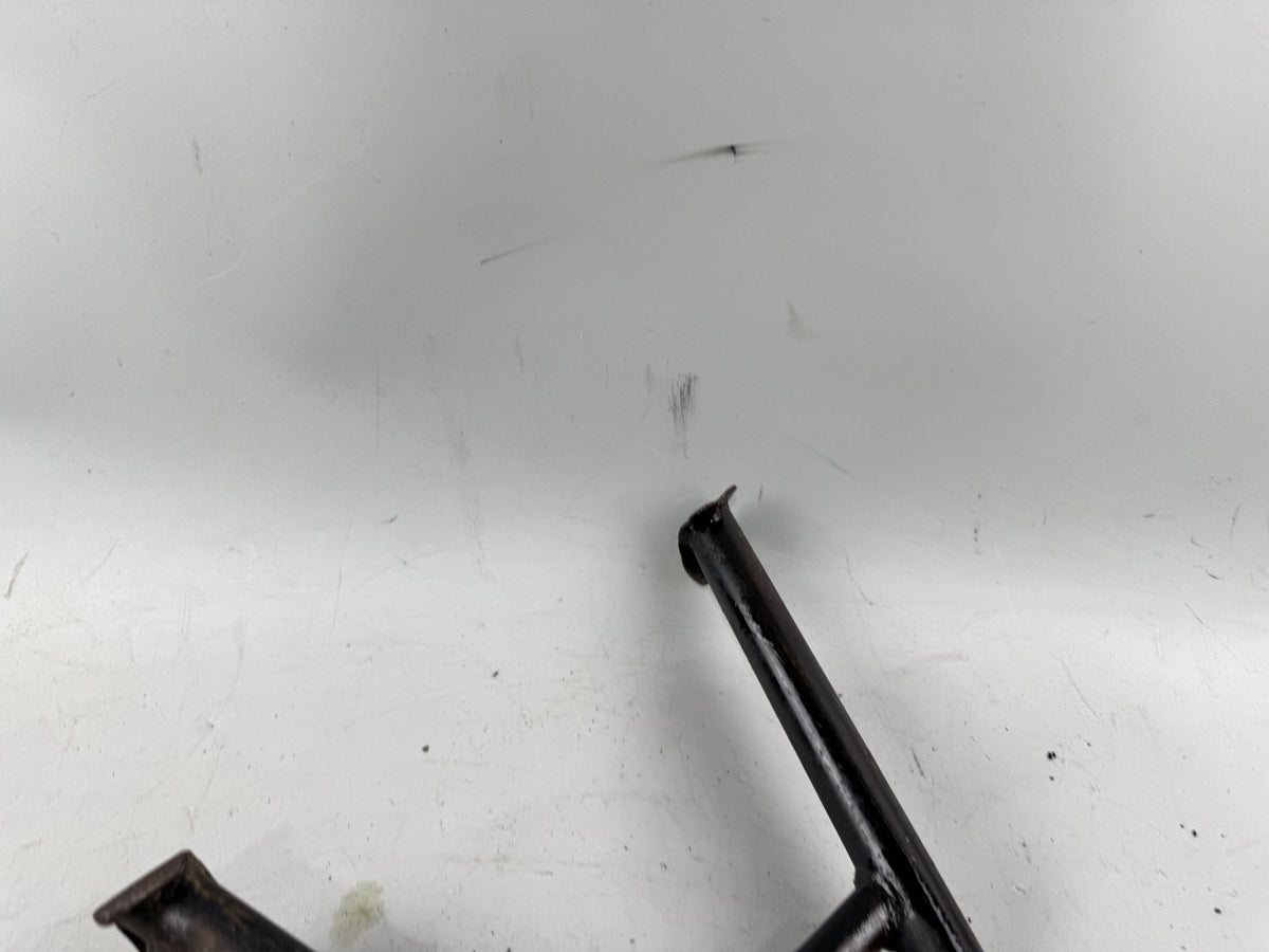 Suzuki GN250 NJ42A Hauptständer mainstand Holder halter