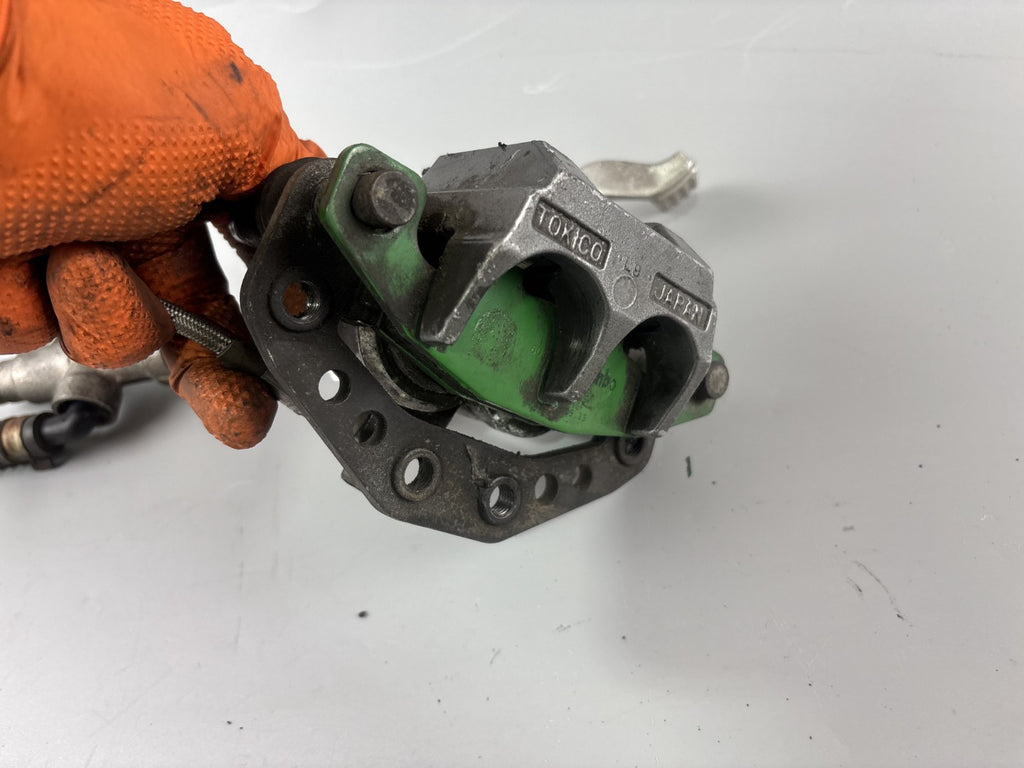 Kawasaki ZZR600D ZX600D Bremse Bremsanlage Brake Sattel hinten back Pumpe