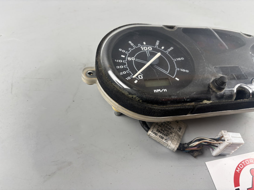 BMW F 650 CS Scarver Tacho Cockpit Instrumente DZM Drehzahlmesser Speedometer