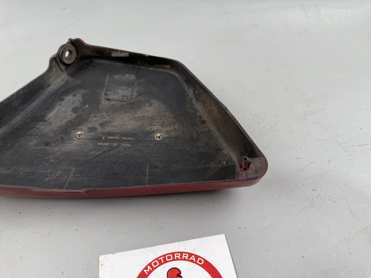 Suzuki GN250 NJ42A Seitenteil Seitendeckel Sidecover Verkleidung links left