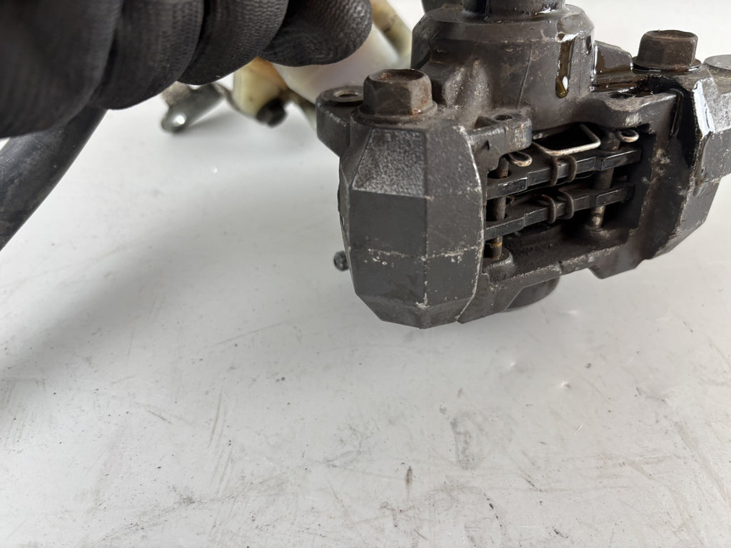 Suzuki GSX-R 1100 W GU75C Bremsanlage Bremse Brake Sattel Pumpe hinten back
