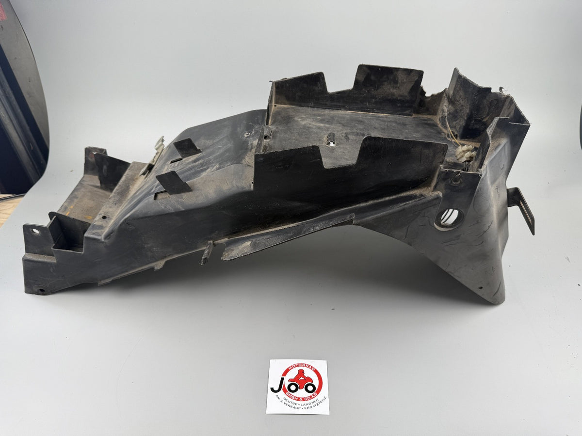 Suzuki GSF600 GN77B Heckuntersicht Fender Schutzblech Kotflügel Spritzschutz