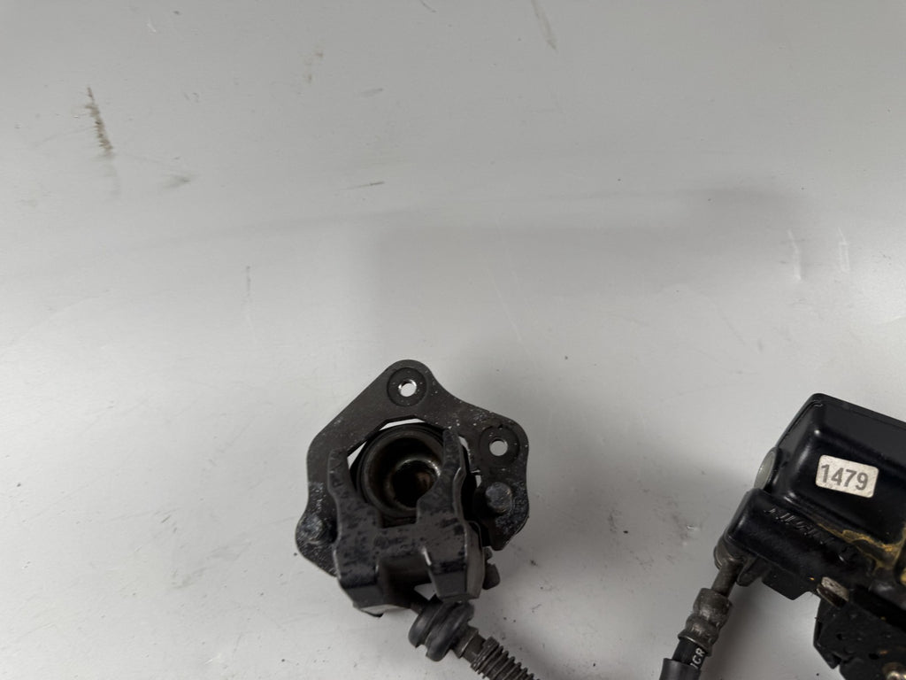 Kawasaki EX500A GPZ500S Bremsanlage Brake Bremse vorn front Sattel Pumpe