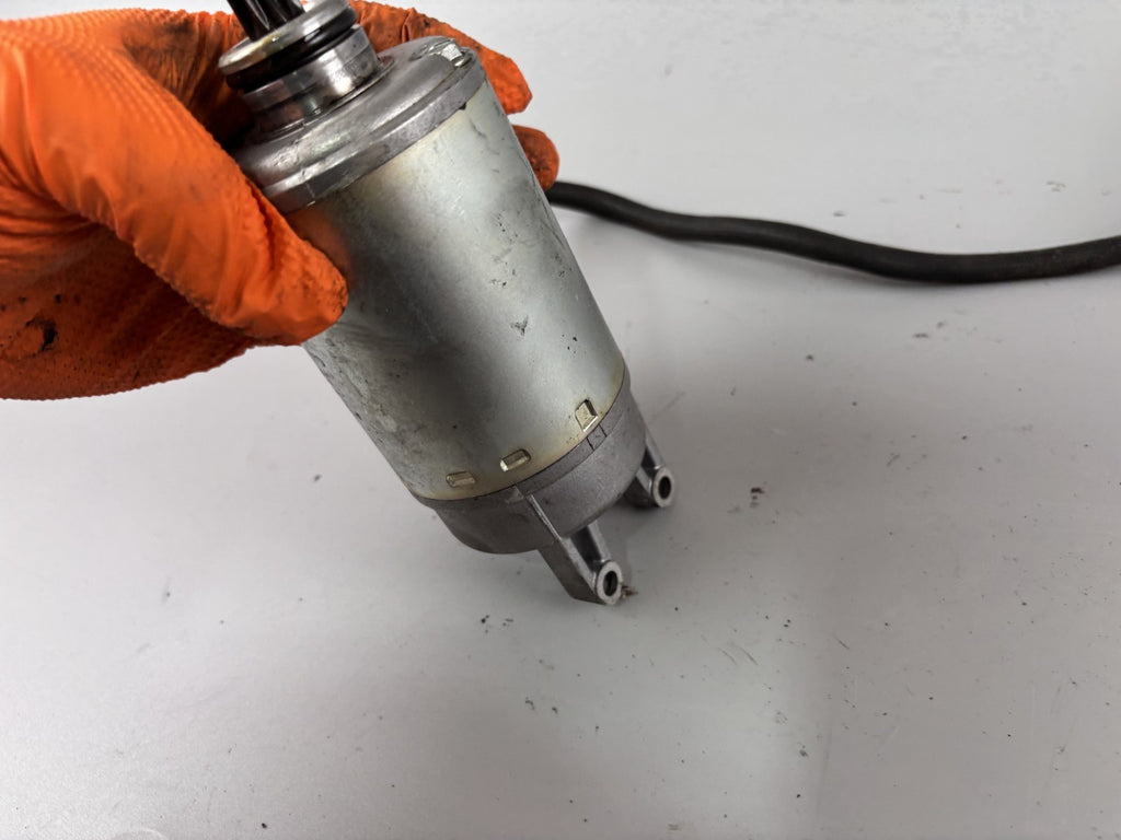 Suzuki GS 500 EU GM51B Anlasser Starter Electric Motor Engine