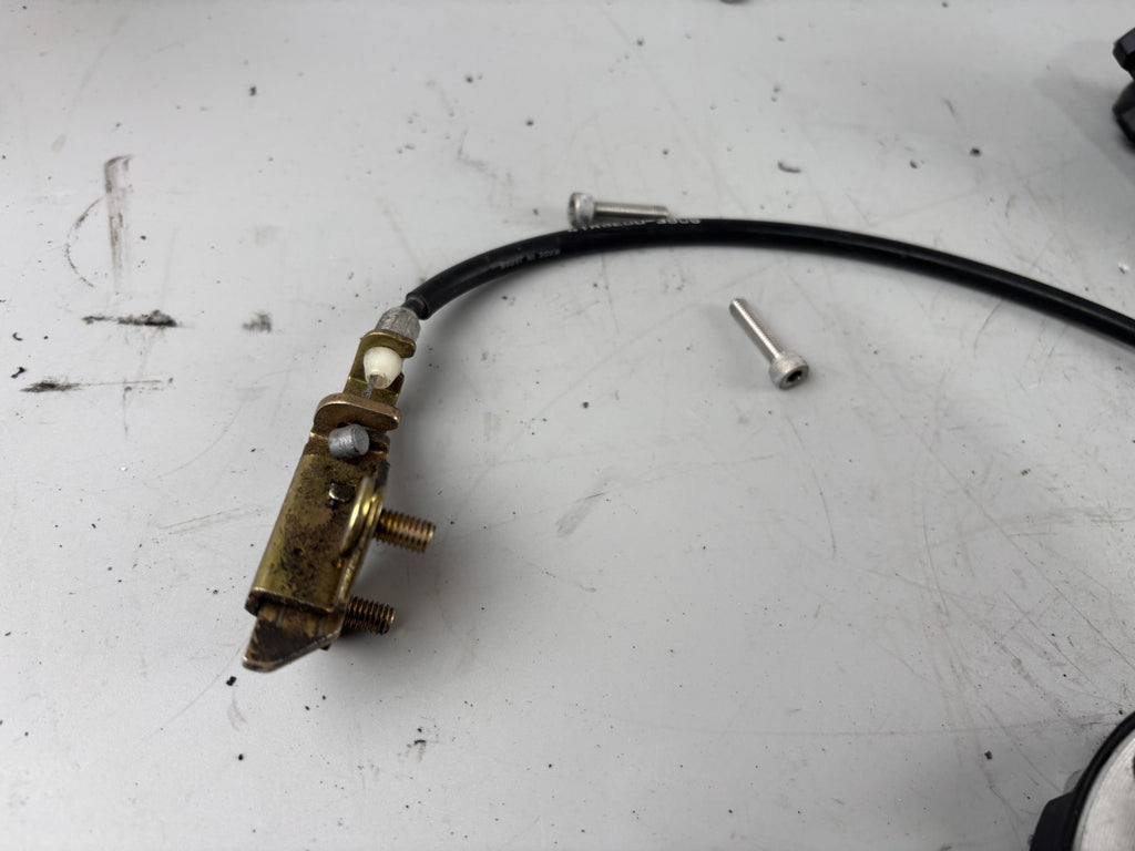 Yamaha FZS600 Fazer RJ02 Schlosssatz Key Lock Zündschloss Sitzbank Tankschloss