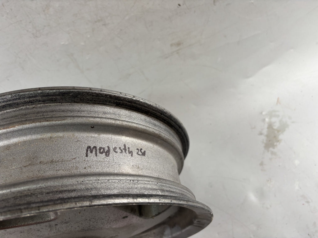 Yamaha Majesty 250 Hinterradfelge Wheel Felge hinten back Rad RIM