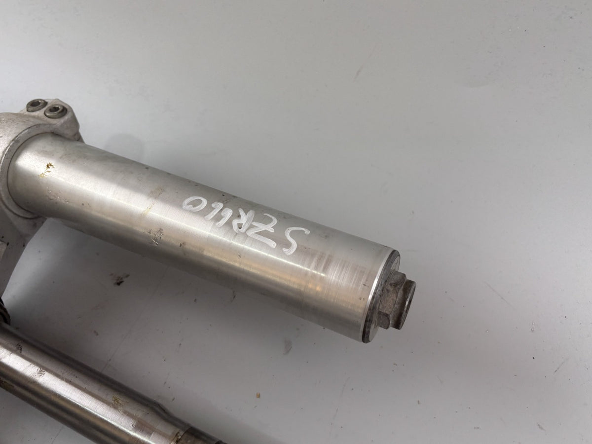 Yamaha SZR 660 Belgarda 4SU Gabel Standrohr Tauchrohr Fork Absorber
