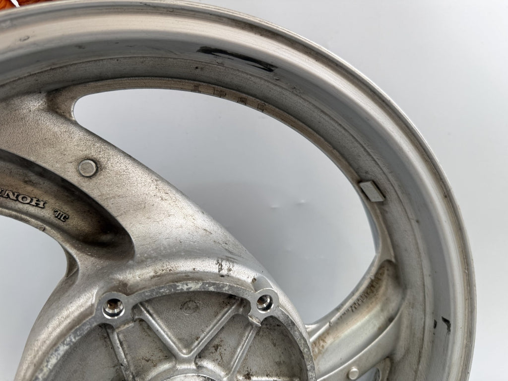 Honda NT650V Deauville RC47 Vorderradfelge Rim vorne front Rad