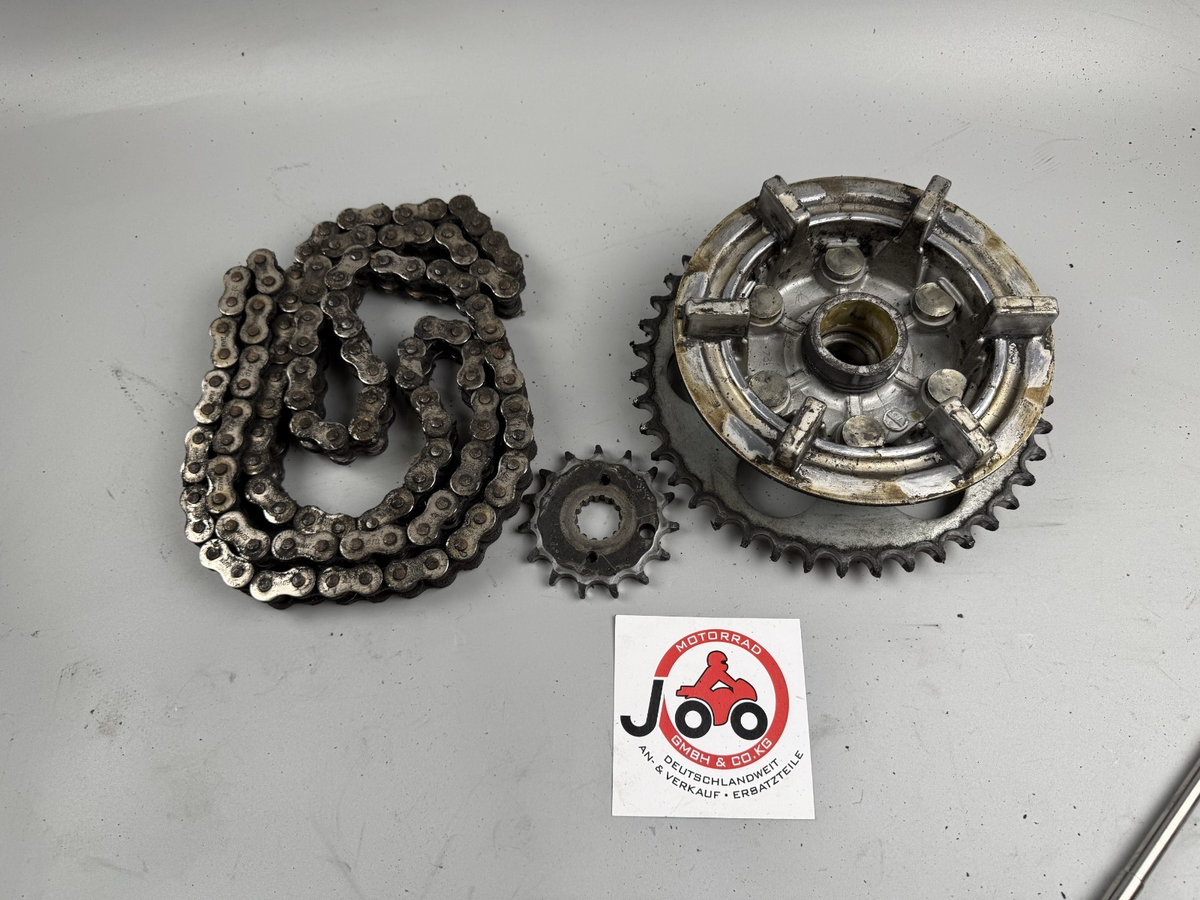 Suzuki GSX 750 AE Inazuma Kettensatz Chain Ritzel Kettenrad Antrieb Kettenkit