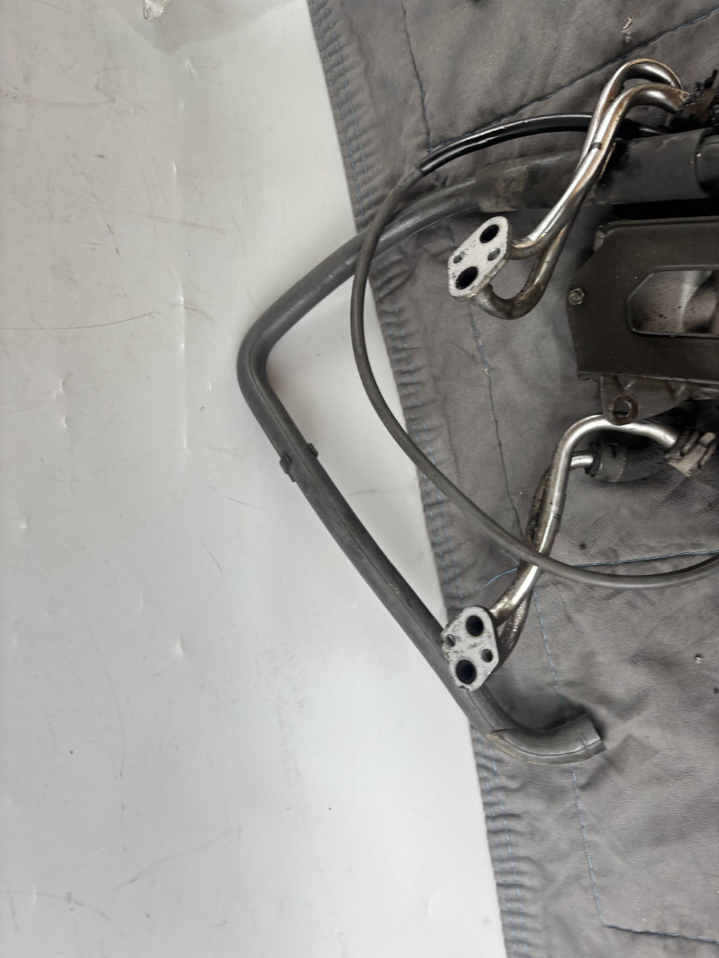 Honda CB 600 F Hornet PC34 Ölleitung Anschluss Verbindung Motor Engine