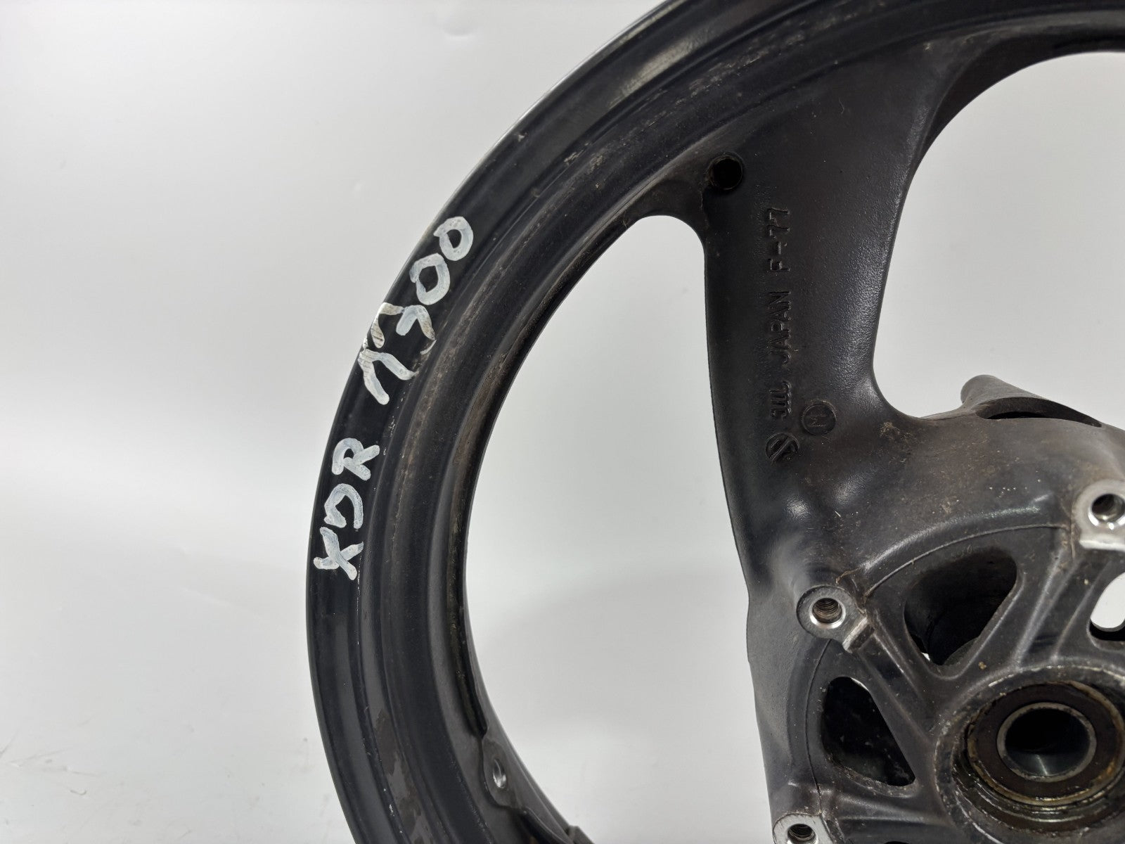 Yamaha XJR1300 RP02 Vorderradfelge Felge Rim Rad vorne front Reifen Rad