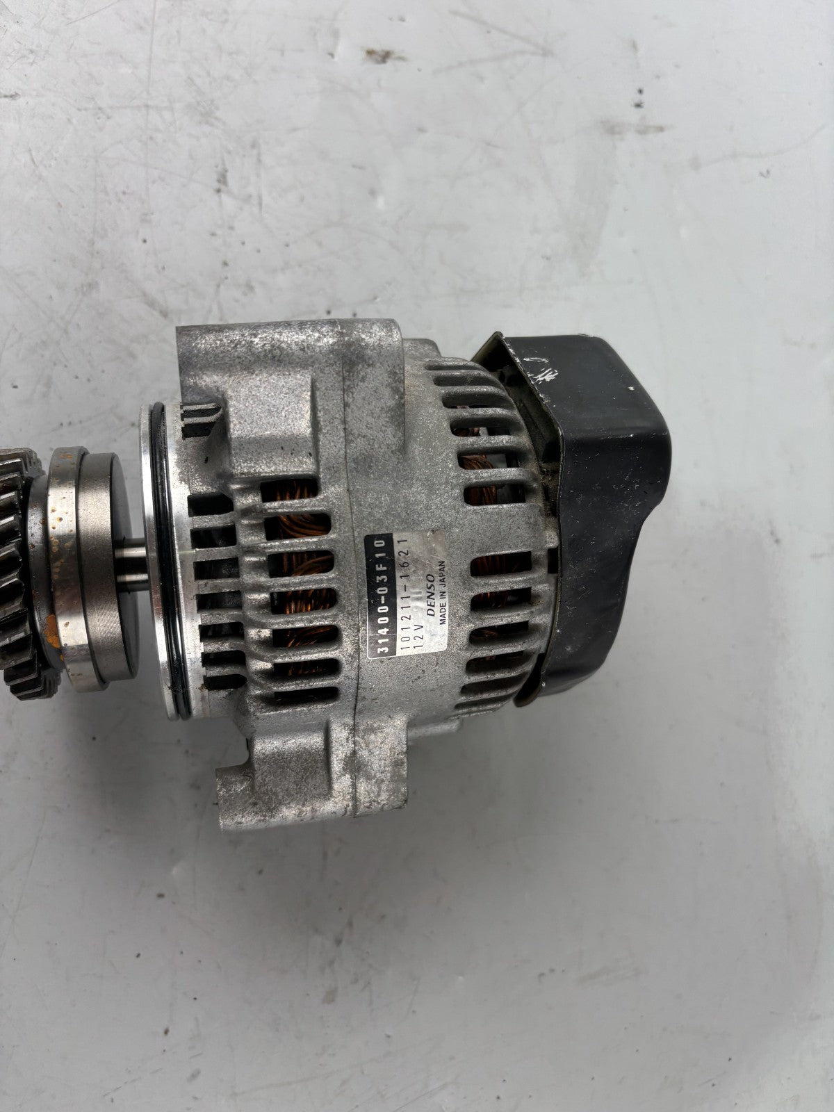 Suzuki GSX 750 AE Inazuma Lichtmaschine Lima Lightmachine Generator Electric