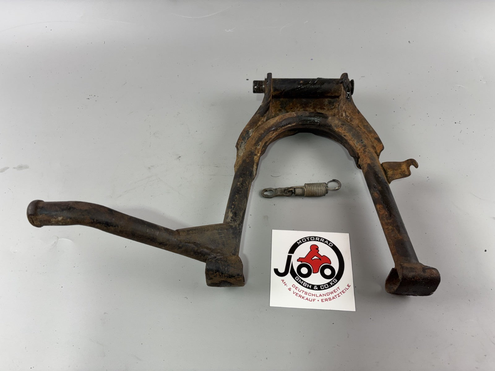 Honda CX500 C PC01 Güllepumpe Hauptständer Main Stand Holder Halterung