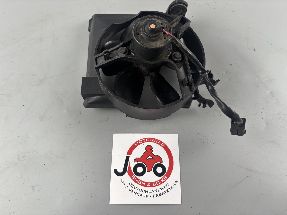 BMW F 650 CS Scarver Lüfter Lüftung Ventilator Cooler Kühler
